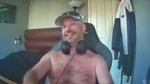 bluebirdflame1 online show from 04-23-26, 03:14