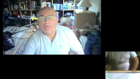 Snapshot of bluebox65 chatting on 11-20-25, 11:43 bluebox65 online show from 11-20-25, 11:43