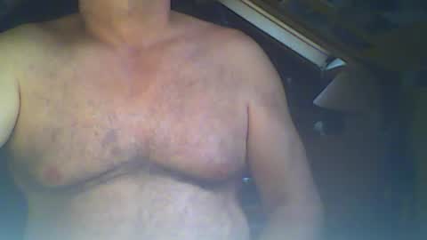 Snapshot of bluebox65 chatting on 08-09-26, 02:55 bluebox65 online show from 08-09-26, 02:55