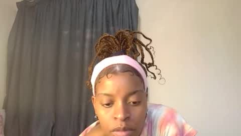 Tee online show from 04-06-26, 06:03