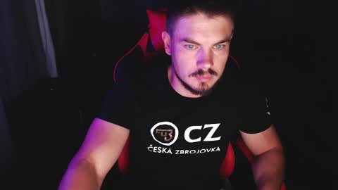 blueeyeboy0 online show from 12-03-24, 07:33