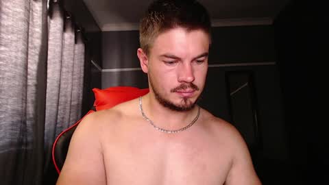 blueeyeboy0 online show from 12-18-24, 07:47