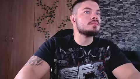 blueeyeboy0 online show from 05-21-26, 07:37