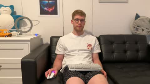 blueeyedtallguy online show from 12-17-24, 08:34