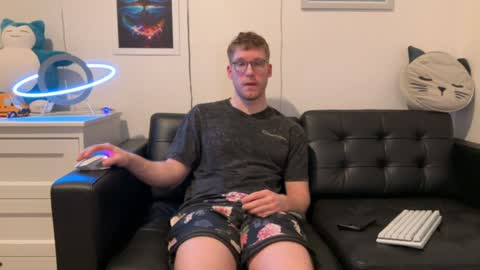 blueeyedtallguy online show from 12-20-24, 02:19