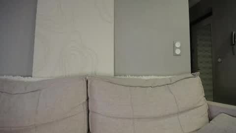 Snapshot of blueeyeess chatting on 12-04-25, 11:30 Alina online show from 12-04-25, 11:30