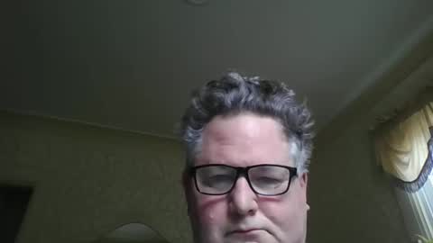 Snapshot of bluemoose70 chatting on 05-31-26, 04:25 bluemoose70 online show from 05-31-26, 04:25