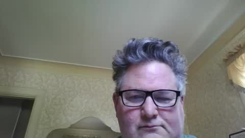 Snapshot of bluemoose70 chatting on 06-13-26, 06:50 bluemoose70 online show from 06-13-26, 06:50