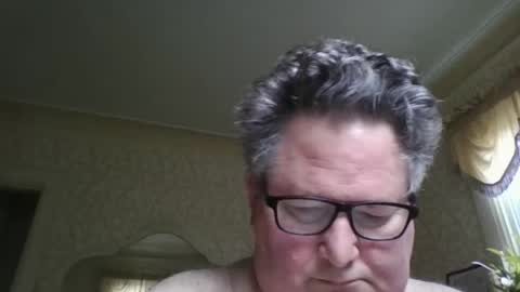 Snapshot of bluemoose70 chatting on 06-18-26, 05:28 bluemoose70 online show from 06-18-26, 05:28