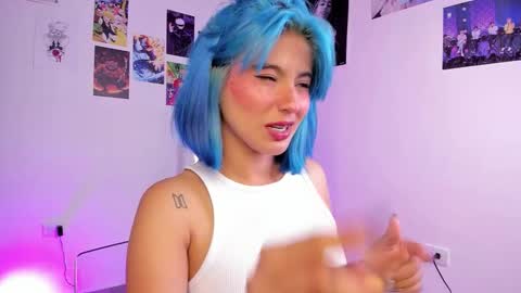 Snapshot of bluestar_taylenn chatting on 11-08-25, 05:07 Taylenna online show from 11-08-25, 05:07