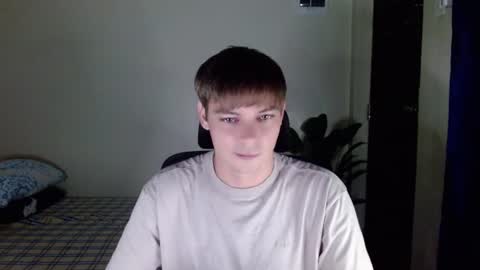 Snapshot of blueyedboyinasia chatting on 08-02-26, 01:53 blueeyedboyisasia online show from 08-02-26, 01:53