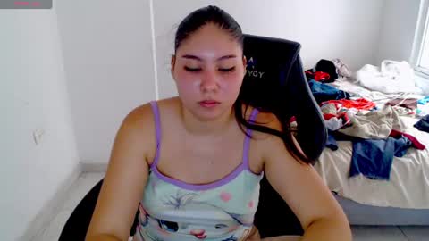 Snapshot of blumbum chatting on 07-07-26, 10:25 Hey guysI am BrendaWelcome my room online show from 07-07-26, 10:25