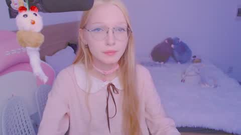 Snapshot of blush_alert chatting on 07-06-26, 03:58 Diana online show from 07-06-26, 03:58