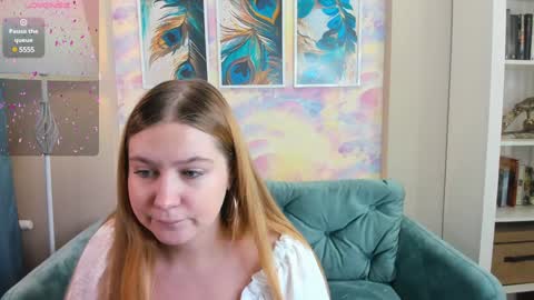 Ellie3 online show from 12-24-24, 12:11