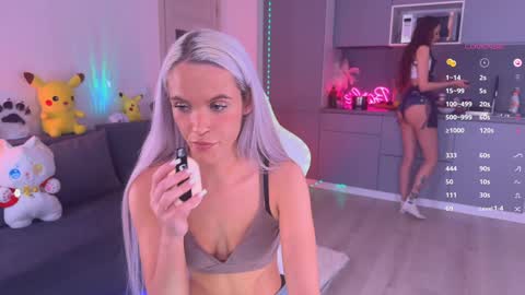 Mikki chan online show from 03-09-25, 08:40