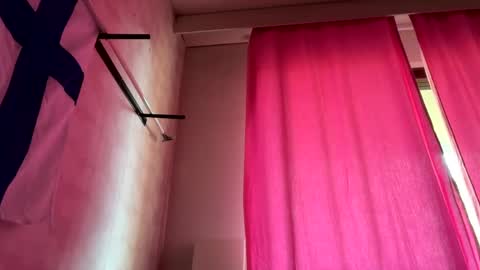 Delle online show from 04-20-26, 04:59