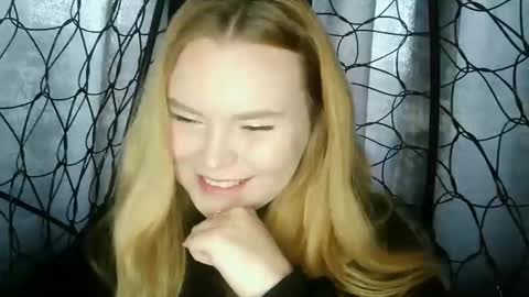 blushing_star online show from 09-14-25, 09:08