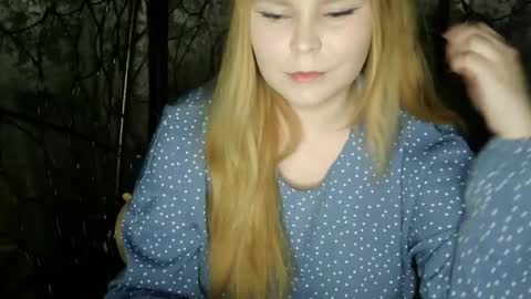 blushing_star online show from 10-07-25, 04:37