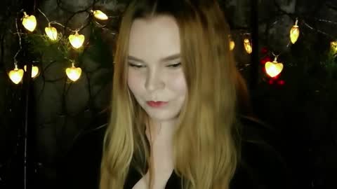 blushing_star online show from 02-12-26, 04:13