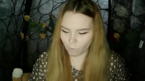 blushing_star online show from 03-04-26, 07:36