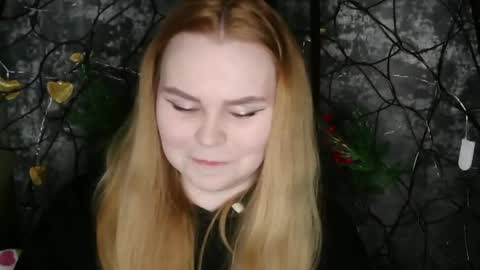 blushing_star online show from 04-14-26, 03:51