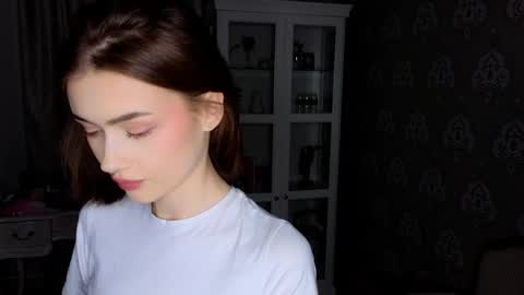 Snapshot of bluuemarine chatting on 05-07-26, 04:12 Mary online show from 05-07-26, 04:12