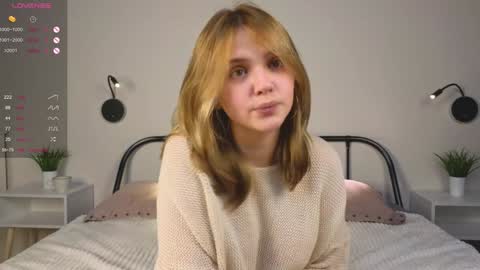 Snapshot of blytheaven chatting on 12-02-24, 04:20 Erica online show from 12-02-24, 04:20