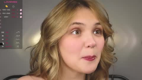 Snapshot of blytheaven chatting on 12-07-24, 11:34 Erica online show from 12-07-24, 11:34