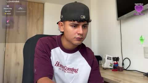 Bob  INDEPENDENT MODEL online show from 04-01-26, 06:38