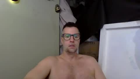 Snapshot of bobberman78 chatting on 10-20-25, 01:28 Dan online show from 10-20-25, 01:28