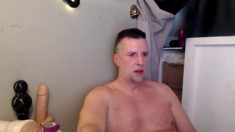 Snapshot of bobberman78 chatting on 01-09-26, 12:24 Dan online show from 01-09-26, 12:24