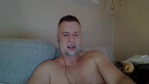 Snapshot of bobberman78 chatting on 02-05-26, 11:09 Dan online show from 02-05-26, 11:09
