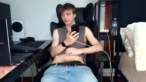Snapshot of bobby72738 chatting on 10-01-25, 02:06 bobby72738 online show from 10-01-25, 02:06
