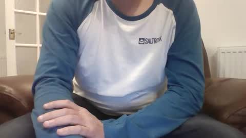 bobby_113 online show from 04-15-26, 07:58