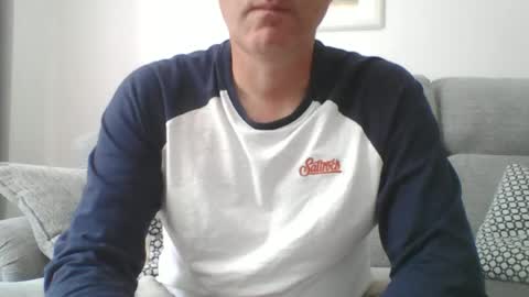 bobby_113 online show from 06-22-26, 09:06