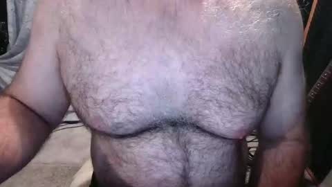 Snapshot of bobbyhill27b chatting on 09-16-25, 03:18 BobbyHill27b online show from 09-16-25, 03:18