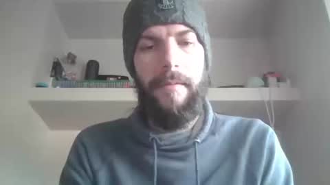 Snapshot of bobbysinger2009 chatting on 12-18-25, 02:12 bobbysinger2009 online show from 12-18-25, 02:12