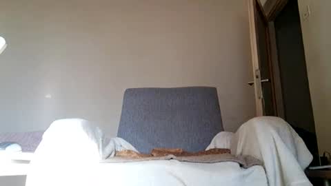 Snapshot of bobbytoyyboy chatting on 12-25-24, 10:06 bobbytoyyboy online show from 12-25-24, 10:06