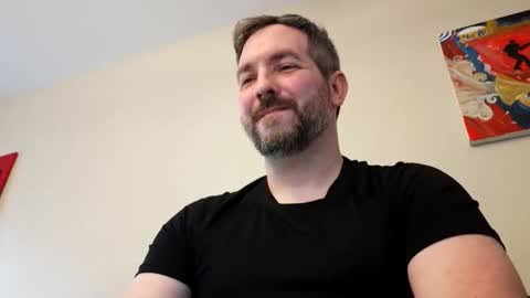 Snapshot of bobchmw chatting on 03-17-26, 07:06 Bobchmw online show from 03-17-26, 07:06