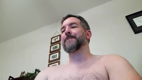 Bobchmw online show from 05-31-26, 01:14