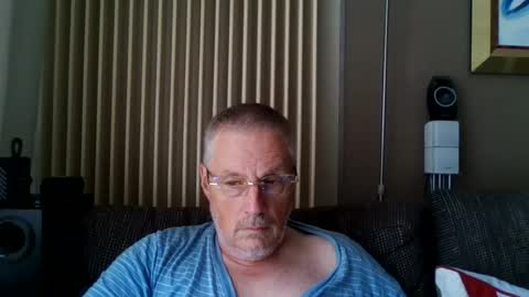 Snapshot of boddyman chatting on 07-19-26, 02:32 Boddy online show from 07-19-26, 02:32