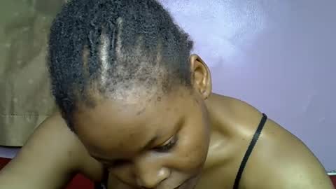 Snapshot of body_desire1 chatting on 12-15-25, 08:35 body_desire1 online show from 12-15-25, 08:35