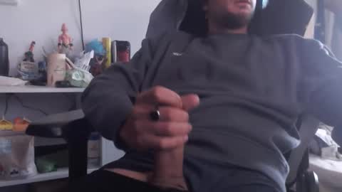 Snapshot of bodyking69 chatting on 03-05-25, 09:49 bodyking69 online show from 03-05-25, 09:49