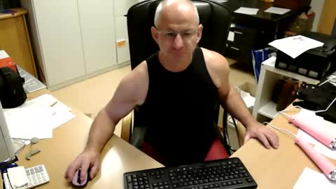bodymen1 online show from 09-26-25, 07:34