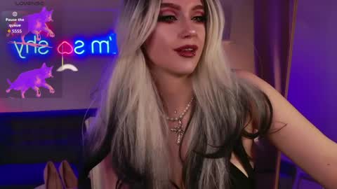 Your Mistress Bella online show from 05-19-26, 10:16