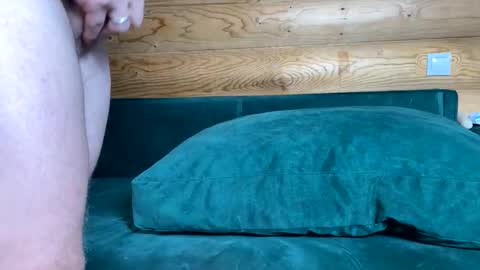 Snapshot of bohemianrhapsody1 chatting on 10-10-25, 09:19 Nail and Olivia online show from 10-10-25, 09:19