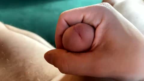 Snapshot of bohemianrhapsody1 chatting on 11-19-25, 10:26 Nail and Olivia online show from 11-19-25, 10:26