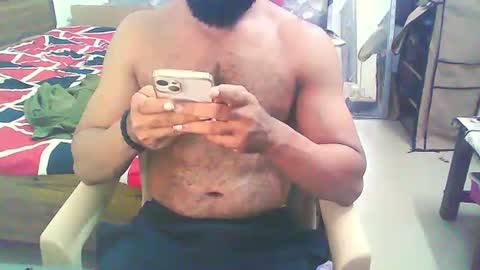 Snapshot of boldinddude chatting on 11-29-25, 06:11 Chris B online show from 11-29-25, 06:11