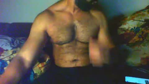 Snapshot of boldinddude chatting on 05-11-26, 06:49 Chris B online show from 05-11-26, 06:49