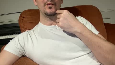 Snapshot of boludopeludo chatting on 03-05-25, 04:02 edilsonrd online show from 03-05-25, 04:02